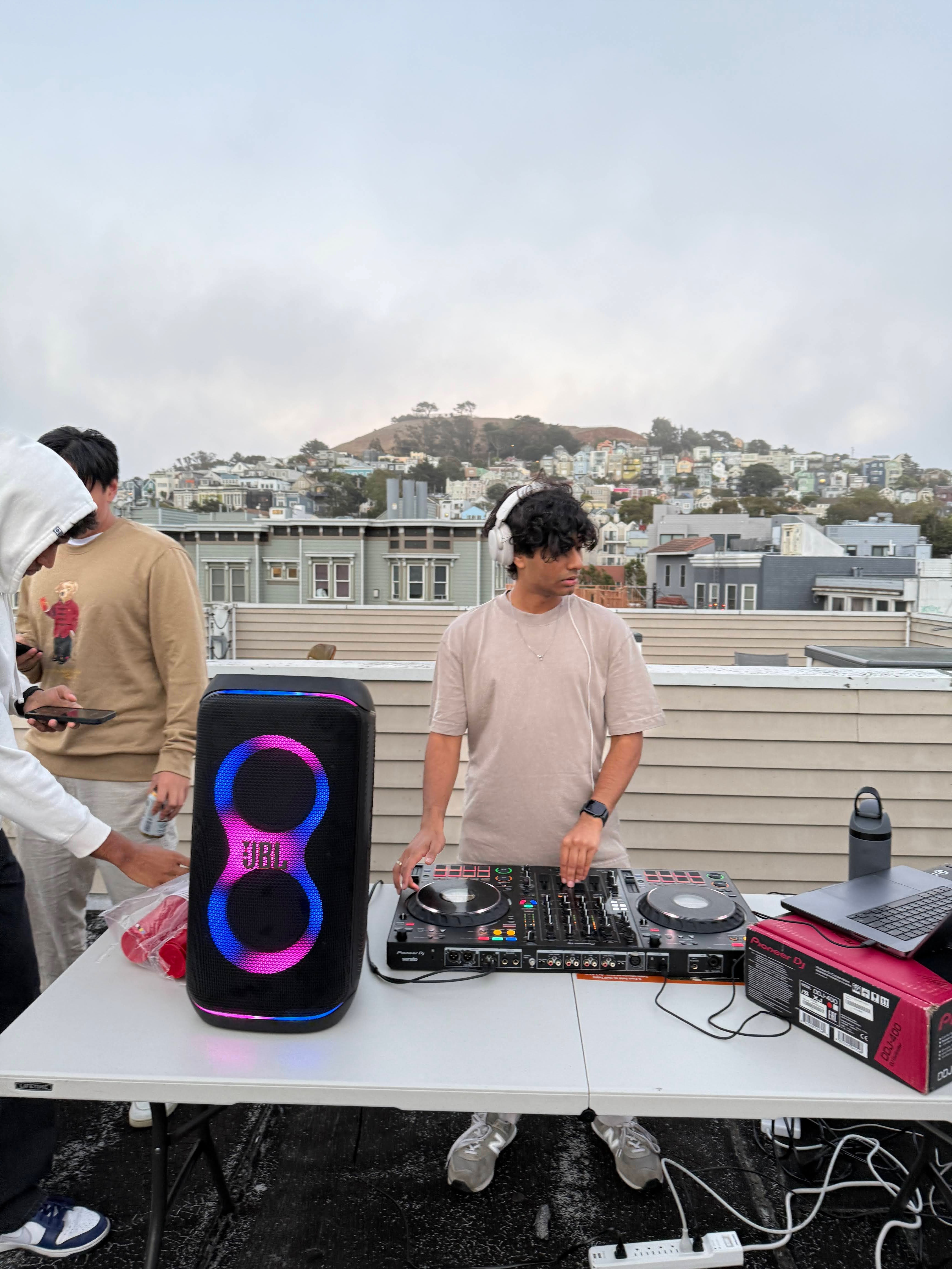 deric — rooftop DJ set, San Francisco